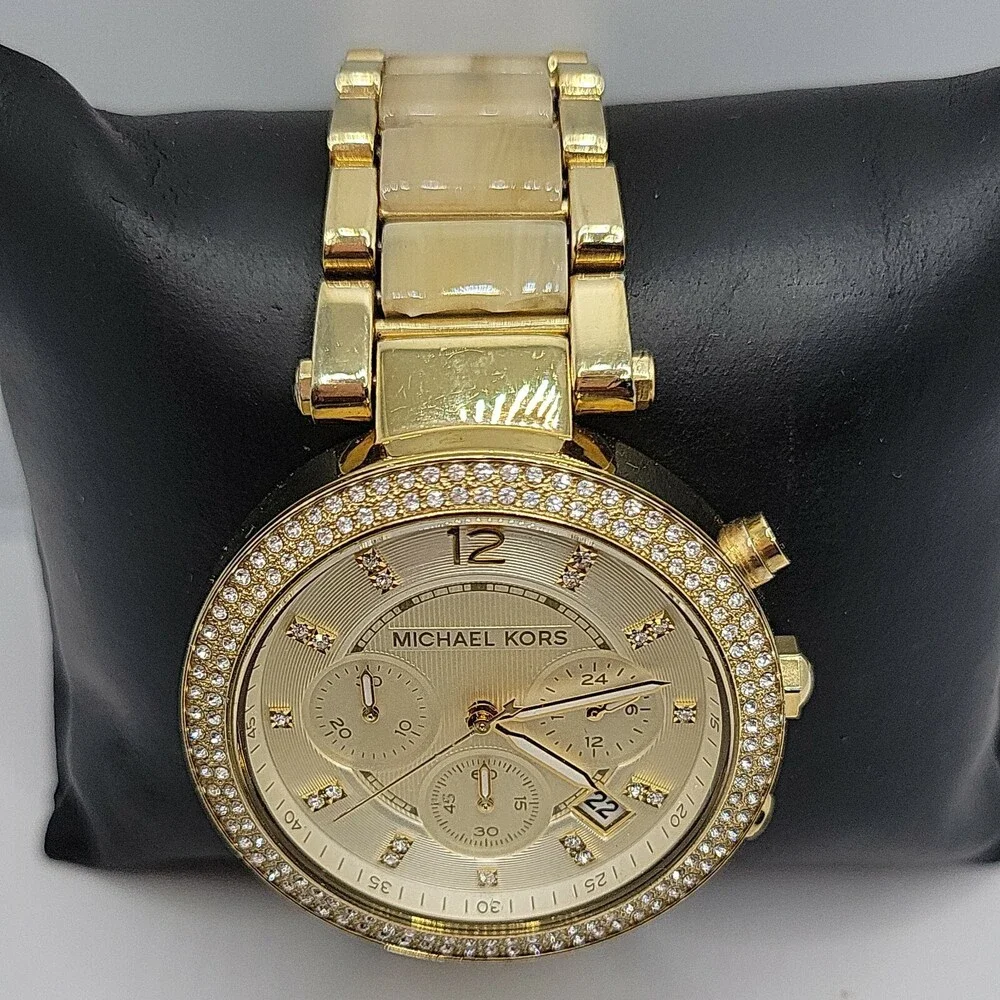 Michael Kors Parker MK5632 Womens Stainless Steel Analog Dial Quartz Watch AM526